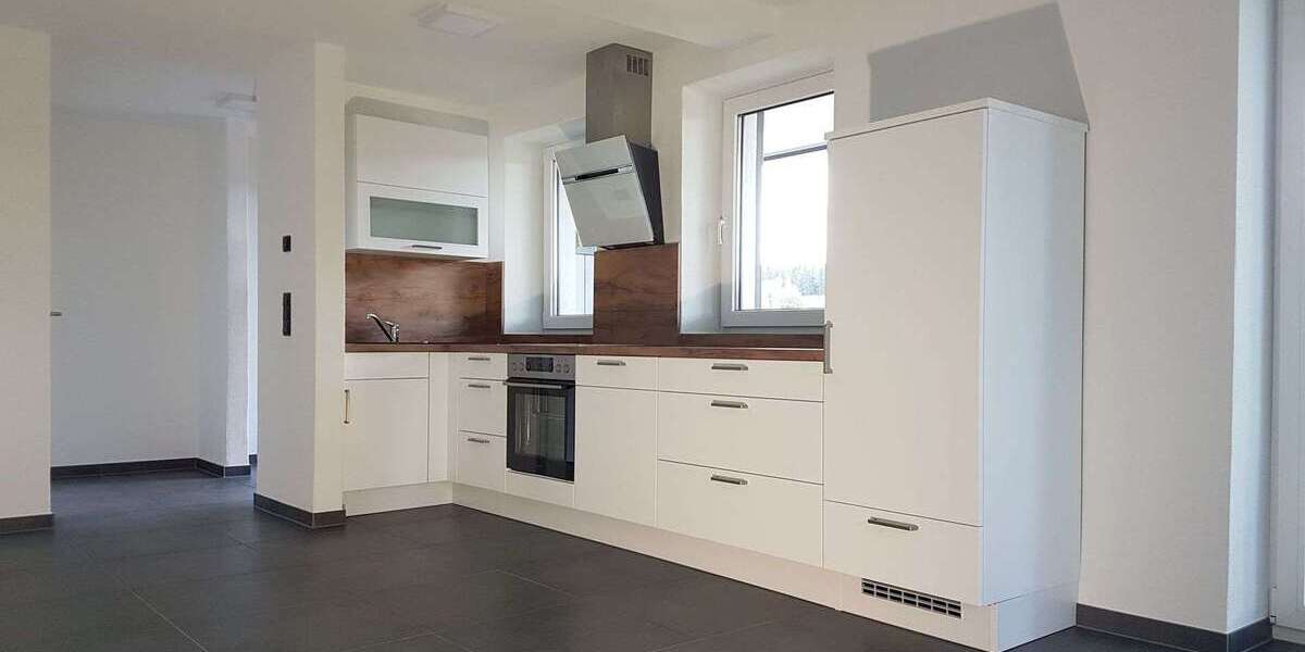 Wohnung zum Mieten in Kirchhundem-Rahrbach 1.180 € 82 m² 5 zimmer