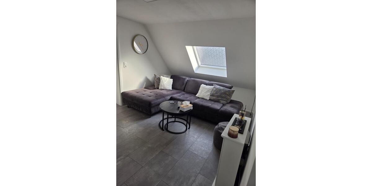 Dachgeschoßwohnung Offenburg - 3 Zimmer, 75 m&sup2;, 900&euro; | Angebot:25292947