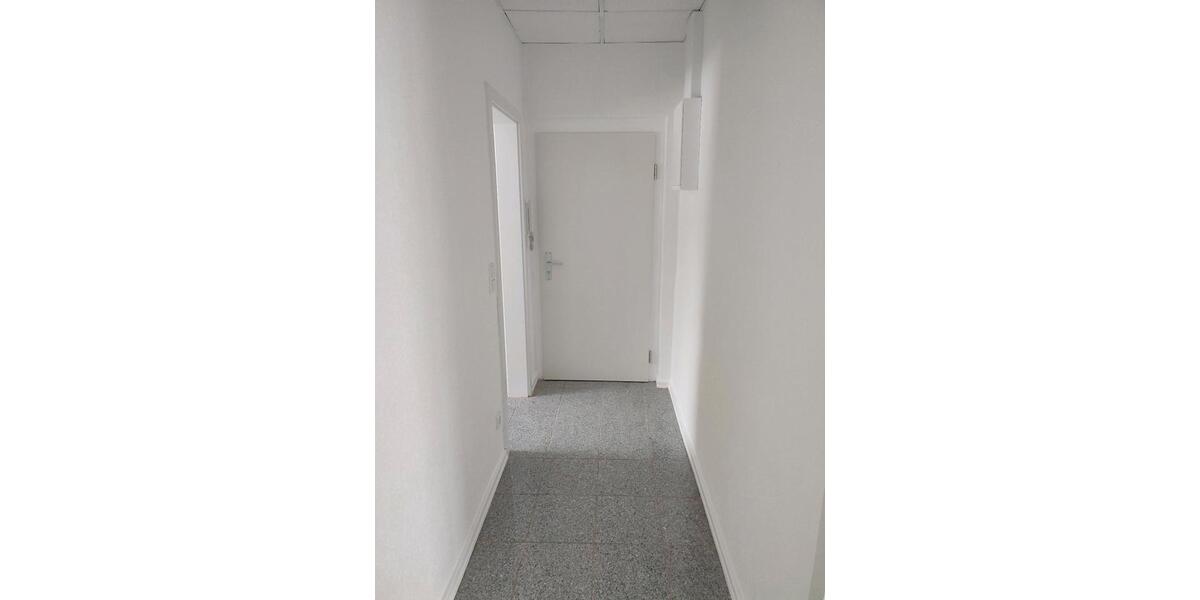 Etagenwohnung Staßfurt Löderburg - 3 Zimmer, 96 m&sup2;, 850&euro; | Angebot:24745934