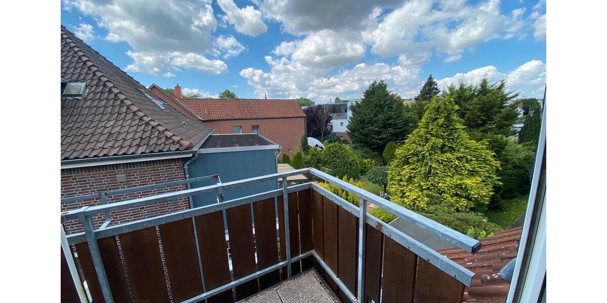 Dachgeschoßwohnung Nienburg (Weser) - 3 Zimmer, 65 m&sup2;, 560&euro; | Angebot:26312451