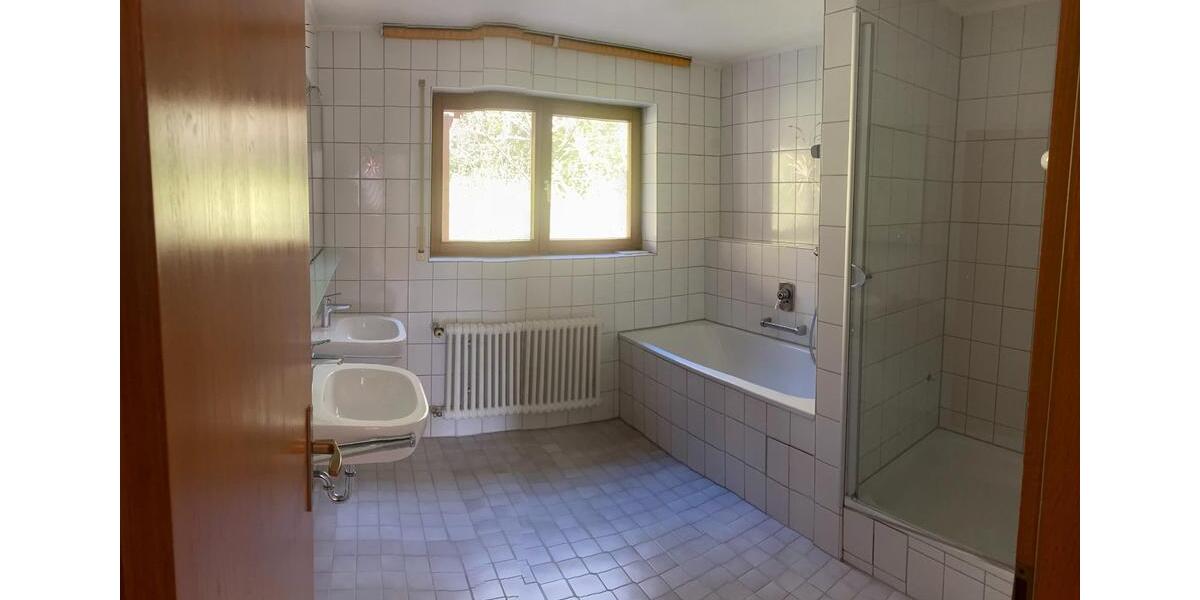 Doppelhaushälfte Lörrach Brombach - 6 Zimmer, 178 m&sup2;, 2.150&euro; | Angebot:26505755