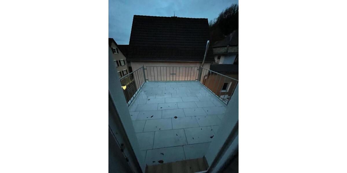 Dachgeschoßwohnung Haßmersheim - 3 Zimmer, 75 m&sup2;, 800&euro; | Angebot:25366413