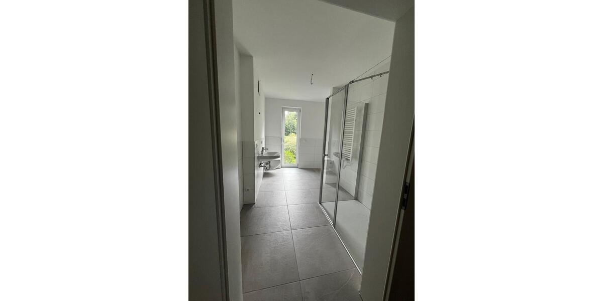 Etagenwohnung Suhl Aue 1 - 4 Zimmer, 115 m&sup2;, 1.210&euro; | Angebot:26563032