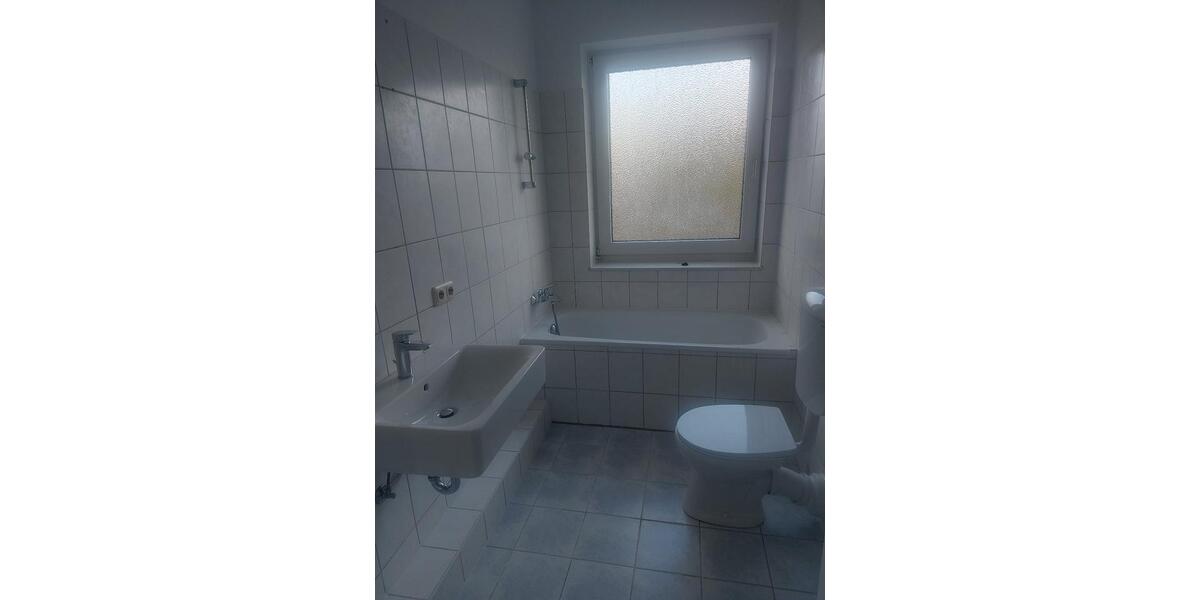 Große 2-Zimmer-Wohnung in zentraler Lage zu vermieten 2 zimmer