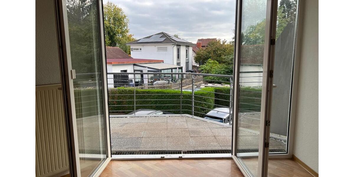 Etagenwohnung Schmelz - 2 Zimmer, 68 m&sup2;, 680&euro; | Angebot:24311015