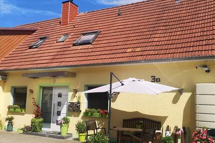 Wohnen auf Zeit Borchen - 3 Zimmer, 72 m&sup2;, 20&euro; | Angebot:20634050