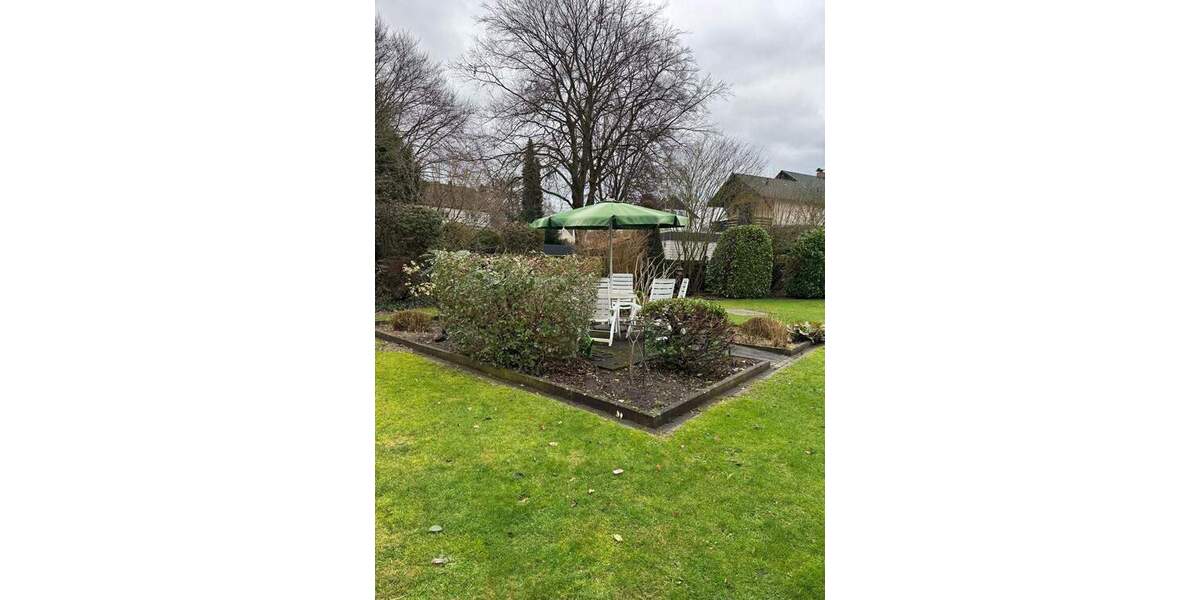 Etagenwohnung Siegburg Dreesch - 2 Zimmer, 80 m&sup2;, 990&euro; | Angebot:24155580