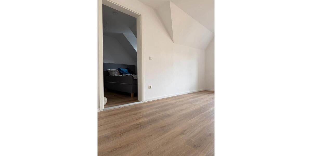 Dachgeschoßwohnung Hof Altstadt - 2 Zimmer, 52 m&sup2;, 620&euro; | Angebot:25650980
