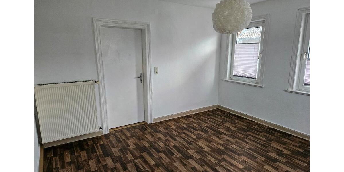 Etagenwohnung Wehretal - 1 Zimmer, 56 m&sup2;, 300&euro; | Angebot:26121926