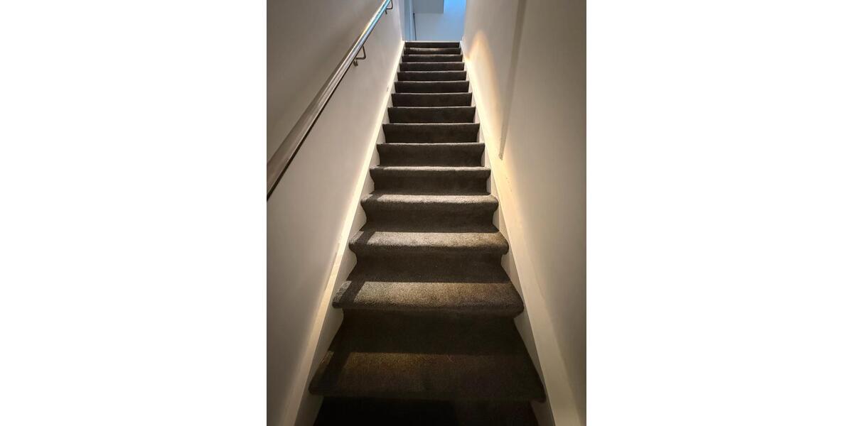 Dachgeschoßwohnung Herford Falkendiek - 4 Zimmer, 110 m&sup2;, 1.100&euro; | Angebot:25922777