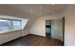 Dachgeschoßwohnung Krefeld Benrad - 2 Zimmer, 60 m&sup2;, 750&euro; | Angebot:26536681