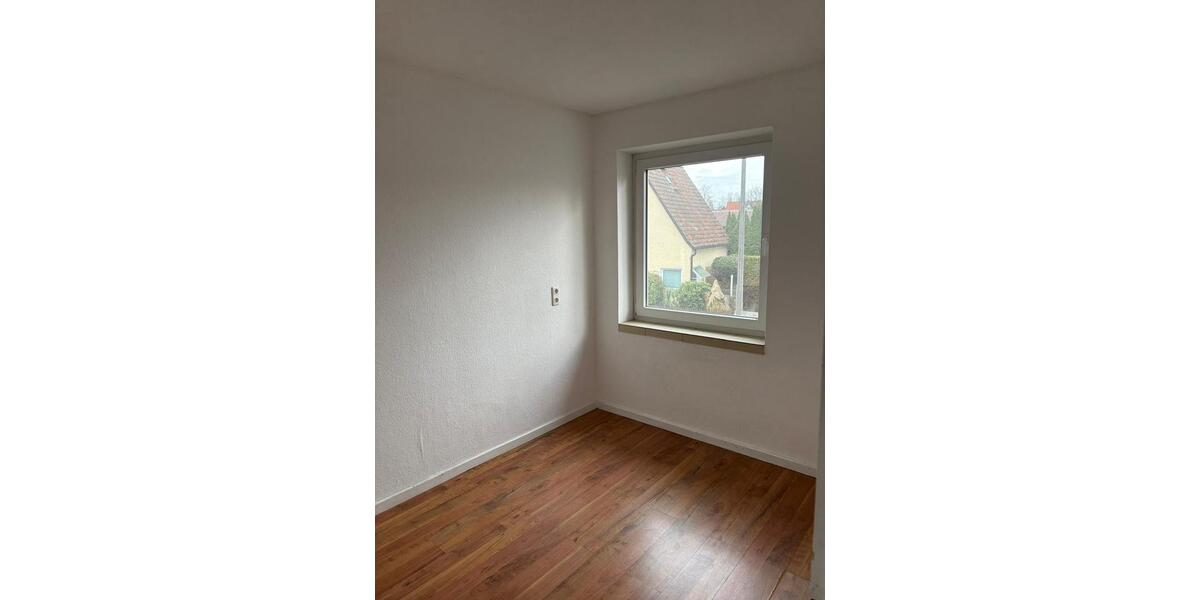 Etagenwohnung Drakenburg - 4 Zimmer, 105 m&sup2;, 950&euro; | Angebot:24383306