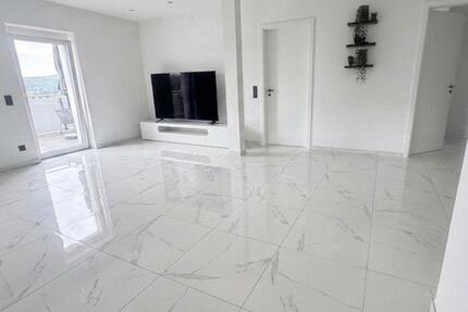 Wohnung Cham - 5 Zimmer, 120 m&sup2;, 950&euro; | Angebot:26252399