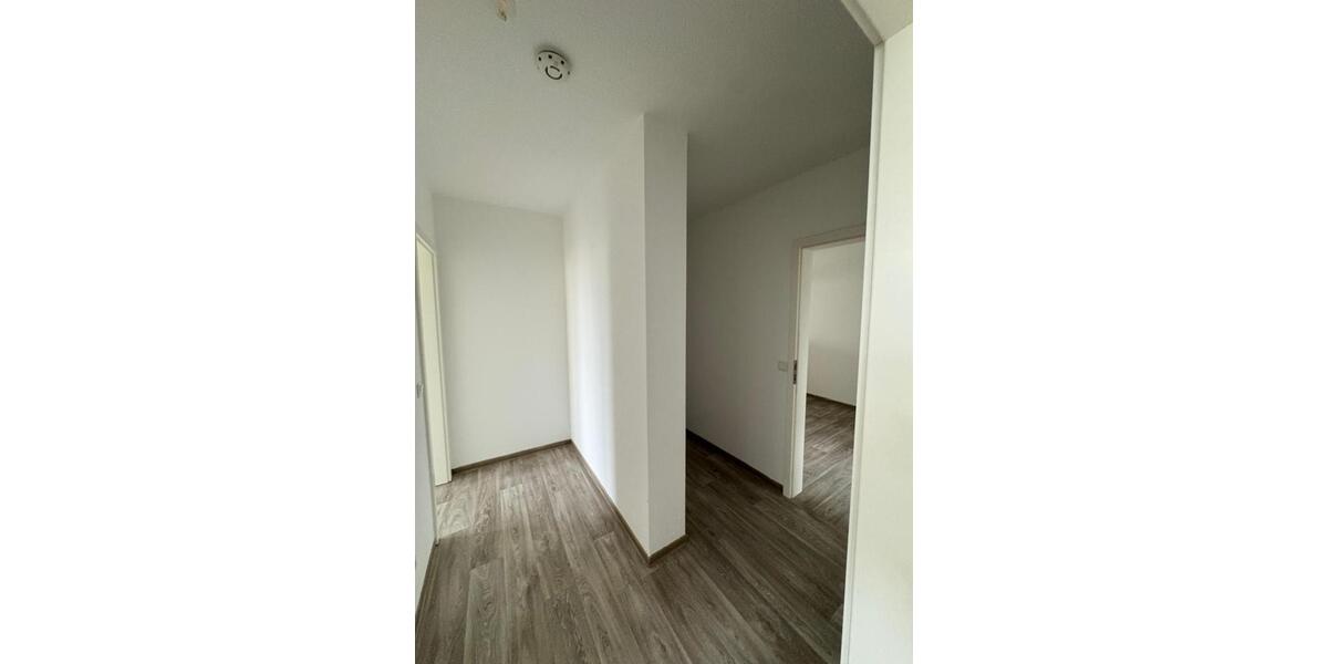 Etagenwohnung Lübbecke - 3 Zimmer, 79 m&sup2;, 381&euro; | Angebot:26070690