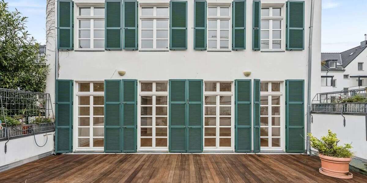 Etagenwohnung Düsseldorf-Carlstadt Carlstadt - 4 Zimmer, 187 m&sup2;, 4.000&euro; | Angebot:25792037