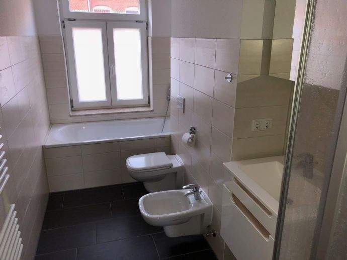 3 Raum Wohnung mit Balkon Laminat Lift in der Raiffeisenstraße Krämpfervorstadt 3 zimmer