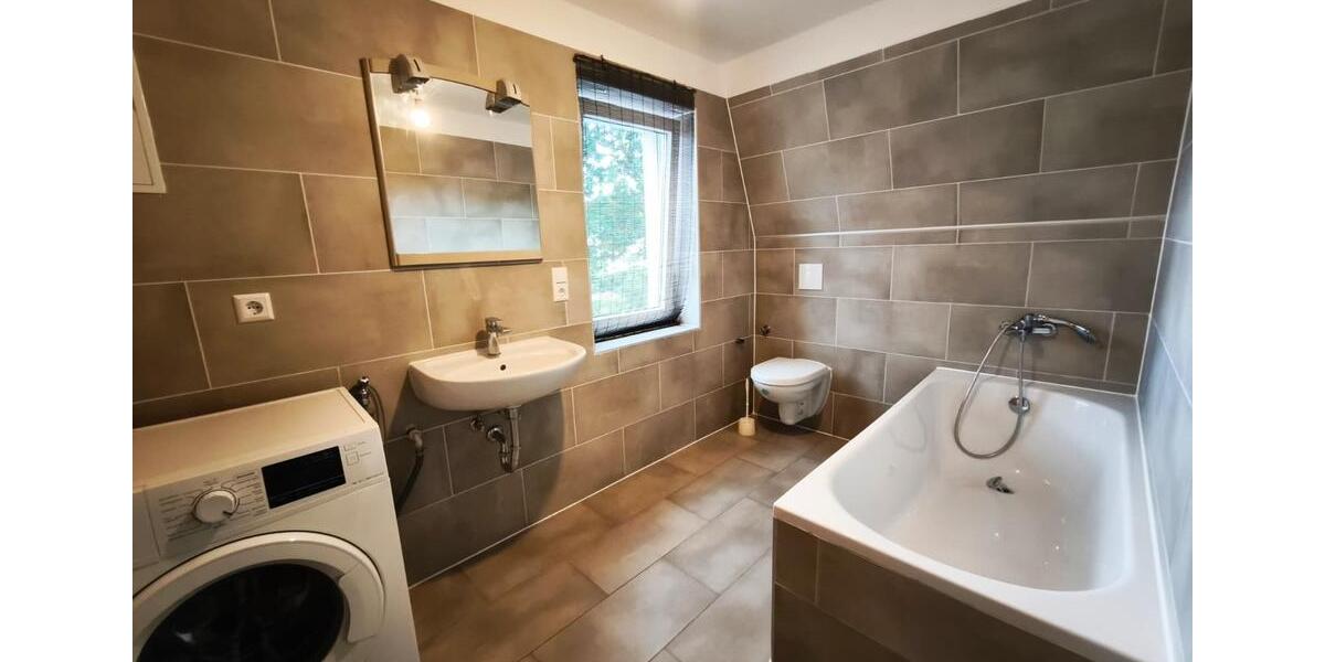 Etagenwohnung Mülsen - 3 Zimmer, 75 m&sup2;, 399&euro; | Angebot:24814201