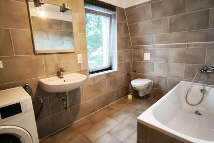 Wohnung Mülsen - 3 Zimmer, 75 m&sup2;, 399&euro; | Angebot:24814201