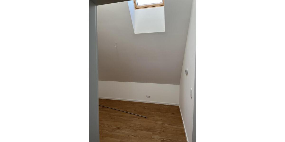 Dachgeschoßwohnung Fürstenwalde (Spree) - 2 Zimmer, 61 m&sup2;, 801&euro; | Angebot:25710613