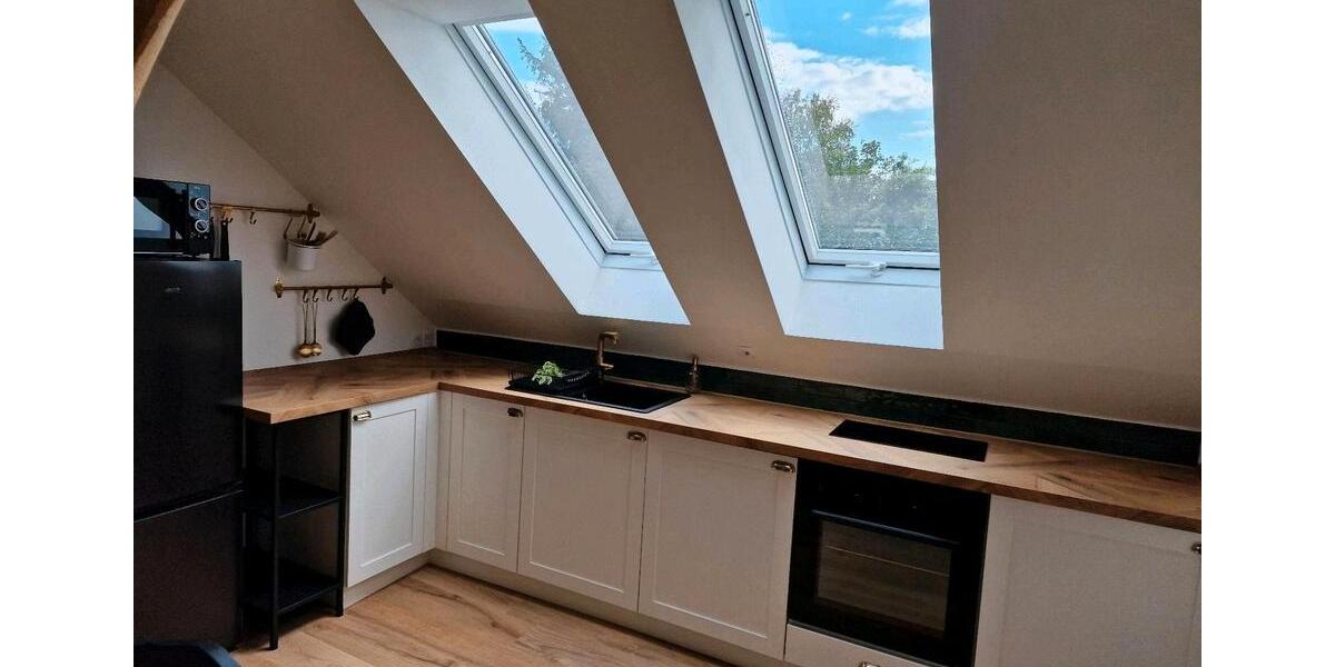 Dachgeschoßwohnung Schortens - 2 Zimmer, 65 m&sup2;, 700&euro; | Angebot:25926985