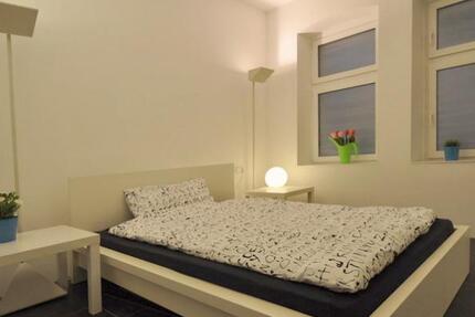 Wohnen auf Zeit Stuttgart Botnang - 1 Zimmer, 14 m&sup2;, 577&euro; | Angebot:26402543