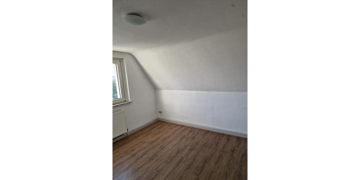 Dachgeschoßwohnung Bad Sachsa - 3 Zimmer, 40 m&sup2;, 245&euro; | Angebot:24487795