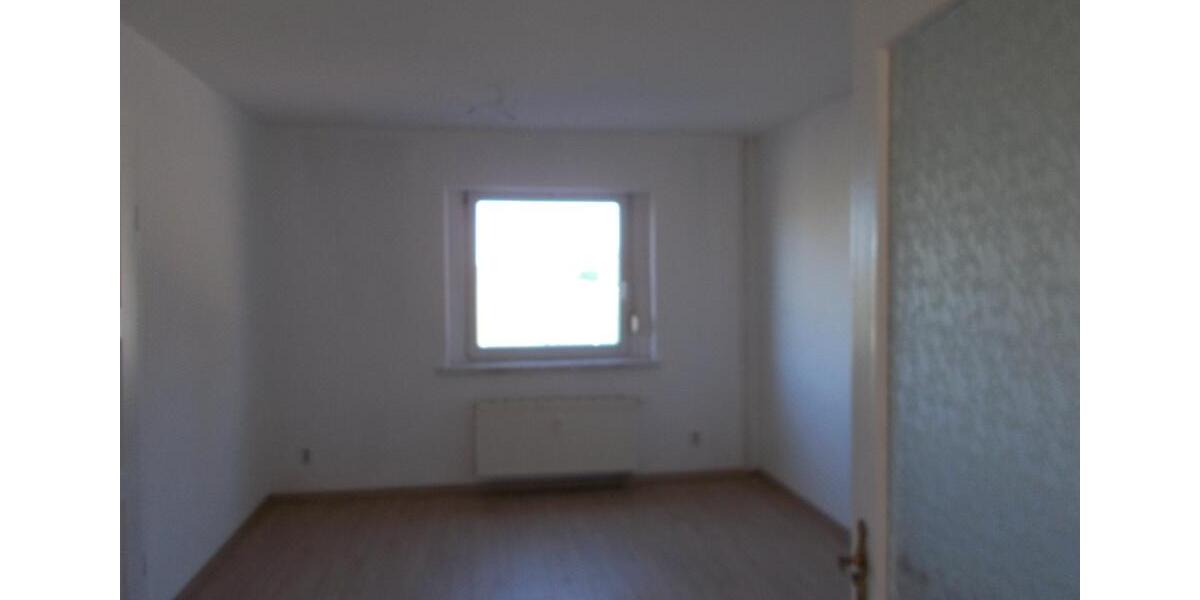 Erdgeschoßwohnung Limbach-Oberfrohna Oberfrohna - 3 Zimmer, 55 m&sup2;, 280&euro; | Angebot:26091352