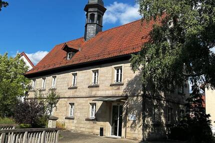 Haus Kronach - 1 Zimmer, 220 m&sup2;, 1.500&euro; | Angebot:27614465