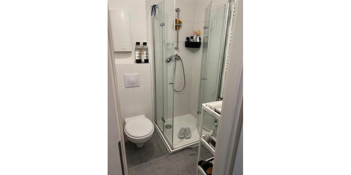 Erdgeschoßwohnung Essen Stadtkern - 1 Zimmer, 1 m&sup2;, 600&euro; | Angebot:27586713