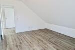 Dachgeschoßwohnung Paderborn Elsen - 4 Zimmer, 134 m&sup2;, 1.600&euro; | Angebot:25933364