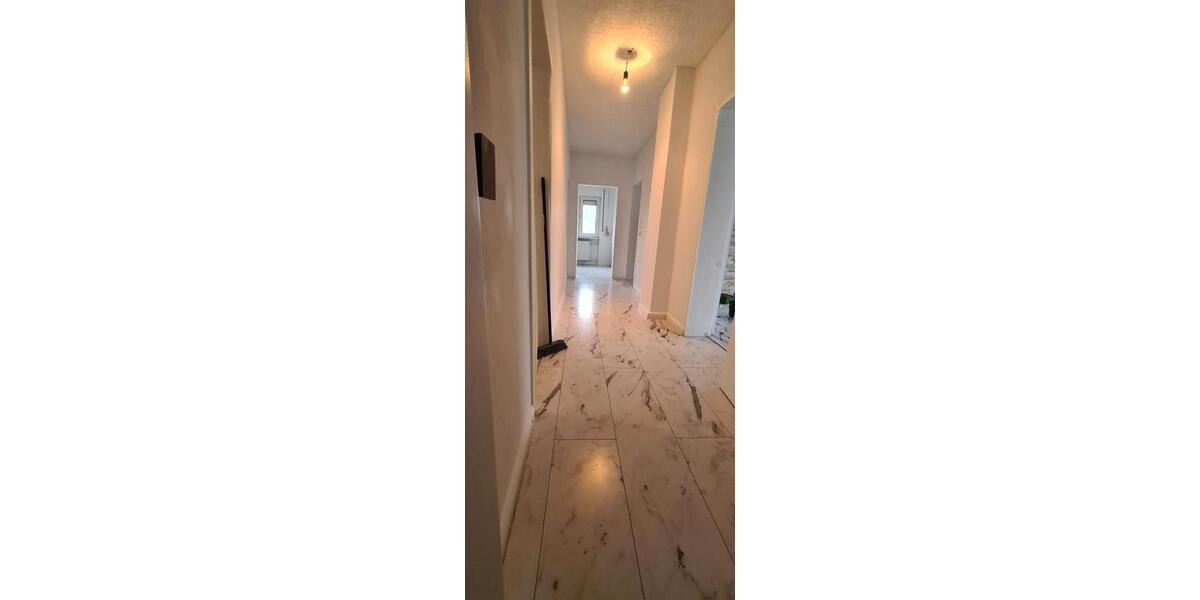 Etagenwohnung Fuldatal - 3 Zimmer, 90 m&sup2;, 1.290&euro; | Angebot:26127574