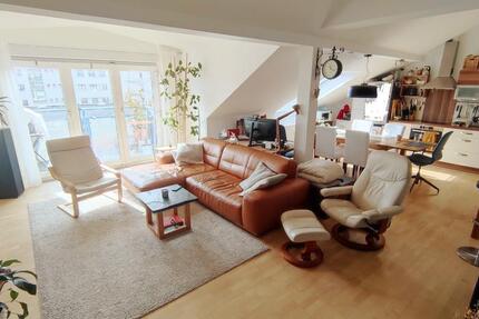 Darmstadt-Stadtmitte exclusive 3.Zi-Dachgeschoßwohnung mit Balkon von PRIVAT 3 zimmer