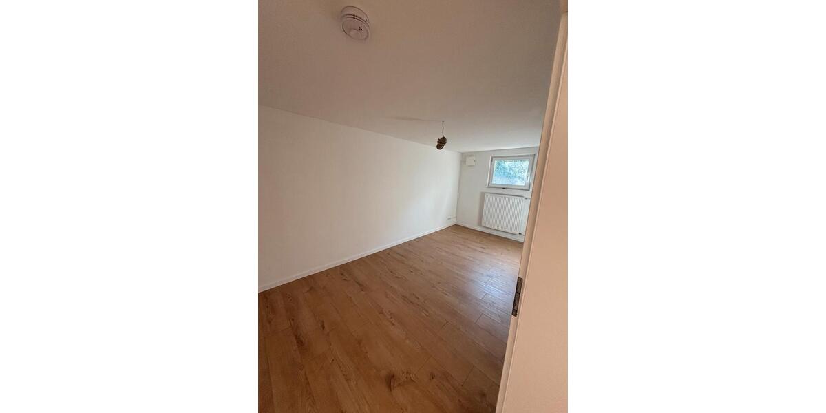 Etagenwohnung Hirzenhain - 4 Zimmer, 97 m&sup2;, 870&euro; | Angebot:26234353