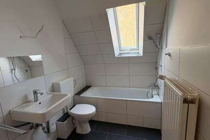 Wohnung Wilhelmshaven Innenstadt - 3 Zimmer, 56 m&sup2;, 389&euro; | Angebot:26149995