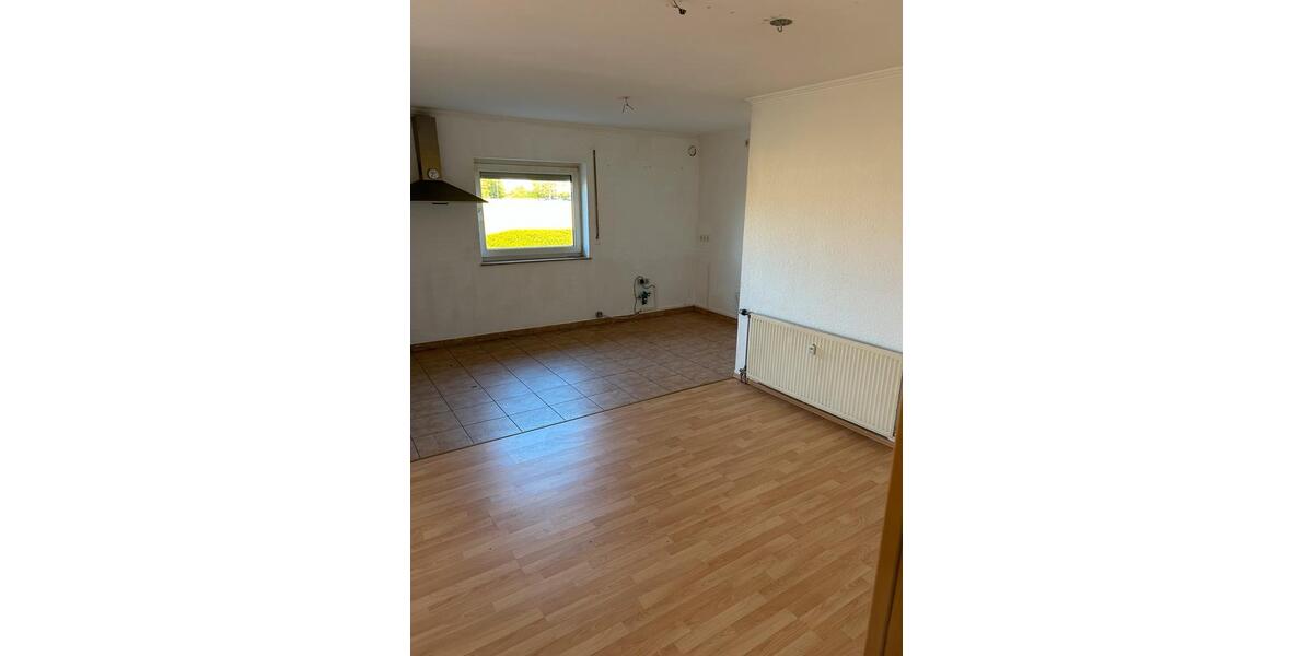 Etagenwohnung Hungen - 3 Zimmer, 120 m&sup2;, 1.100&euro; | Angebot:26448984