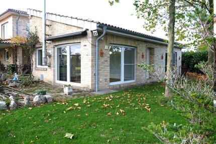 Helle 50 qm - 2-Zimmerwohnung (1-Parteien-Wohnhaus) zu vermieten. 2 zimmer