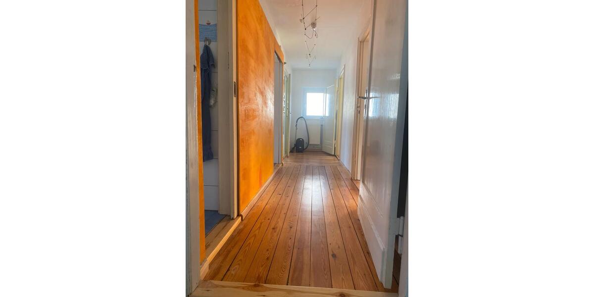 Etagenwohnung Greifswald - 5 Zimmer, 85 m&sup2;, 482&euro; | Angebot:26626469