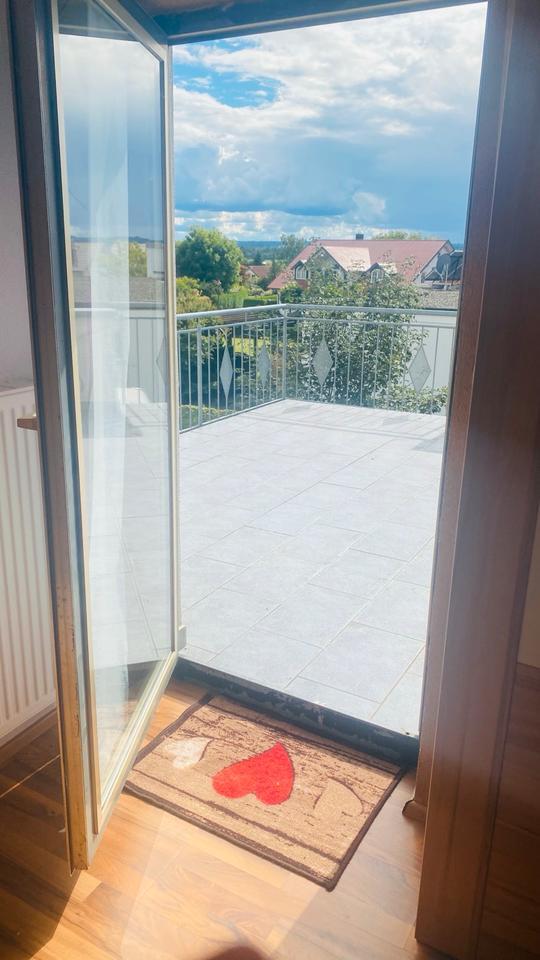 Haus mit Garten und Stellplatz an Firmen Montage zu vermieten