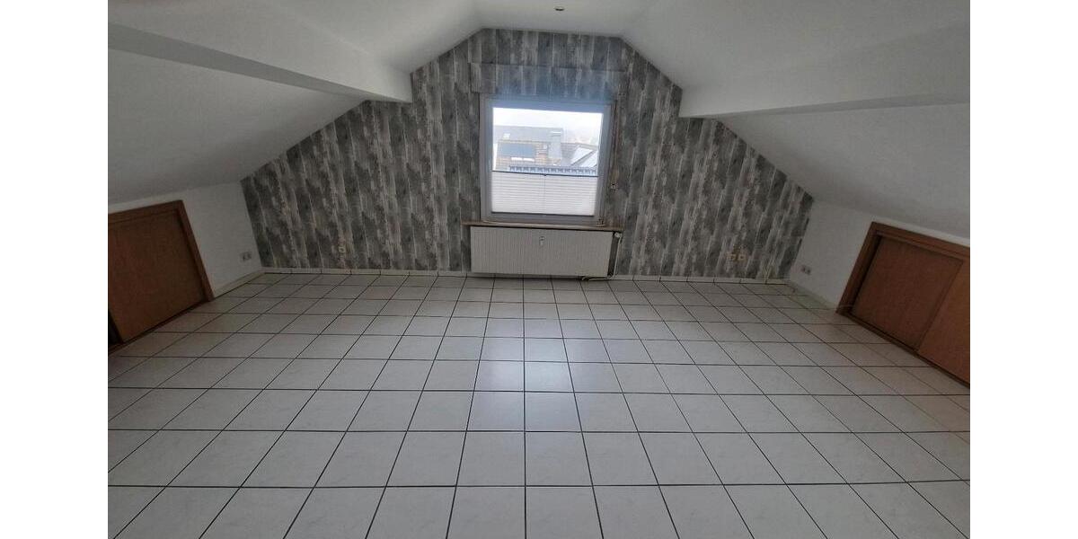 Dachgeschoßwohnung Hövelhof - 1 Zimmer, 530&euro; | Angebot:23680671