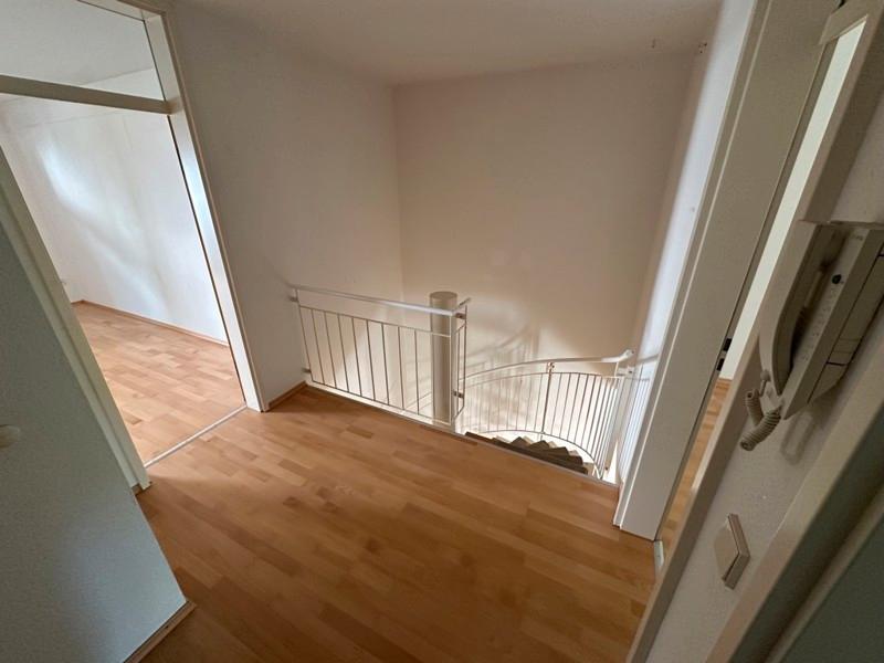 4 Zimmer über zwei Etagen mit Terrasse zimmer