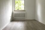 Etagenwohnung Essen Stadtbezirk VII - 3 Zimmer, 57 m&sup2;, 588&euro; | Angebot:25996623