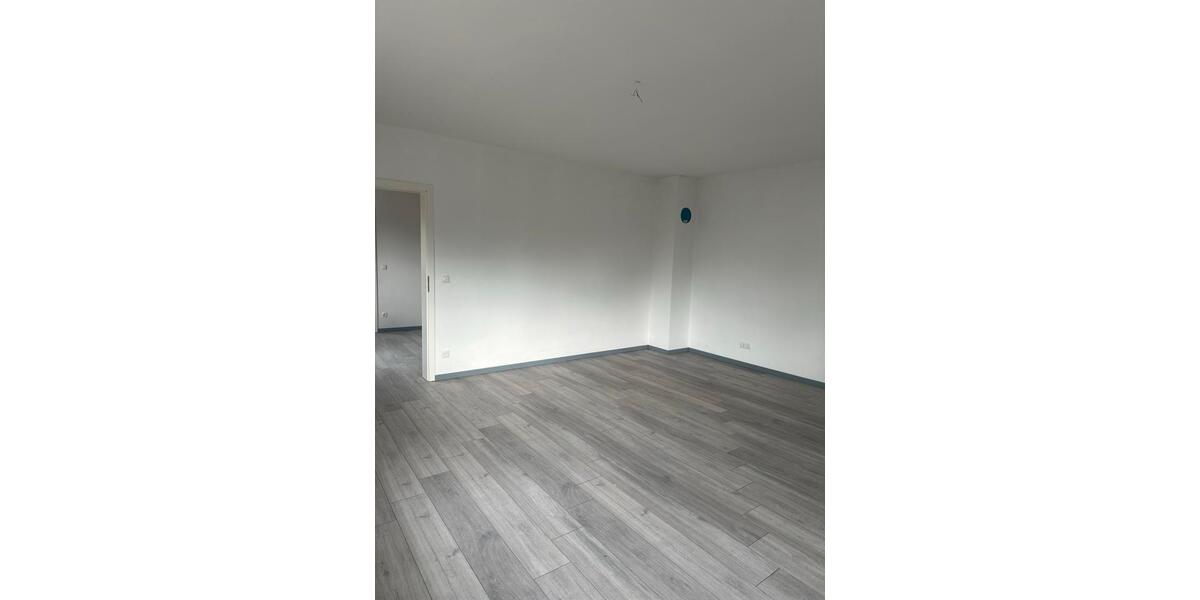 Einfamilienhaus Haldensleben - 5 Zimmer, 150 m&sup2;, 900&euro; | Angebot:25571006