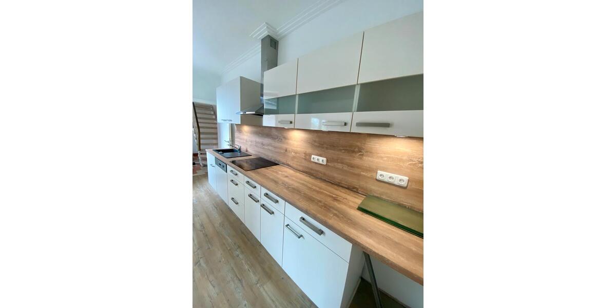 Etagenwohnung Tellingstedt - 4 Zimmer, 120 m&sup2;, 1.100&euro; | Angebot:26238996