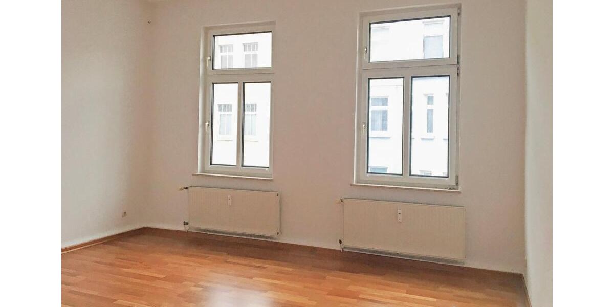 Etagenwohnung Stralsund - 3 Zimmer, 80 m&sup2;, 710&euro; | Angebot:25026457
