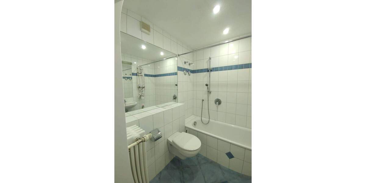 Etagenwohnung Mannheim Neckarstadt - 2 Zimmer, 61 m&sup2;, 690&euro; | Angebot:25699477
