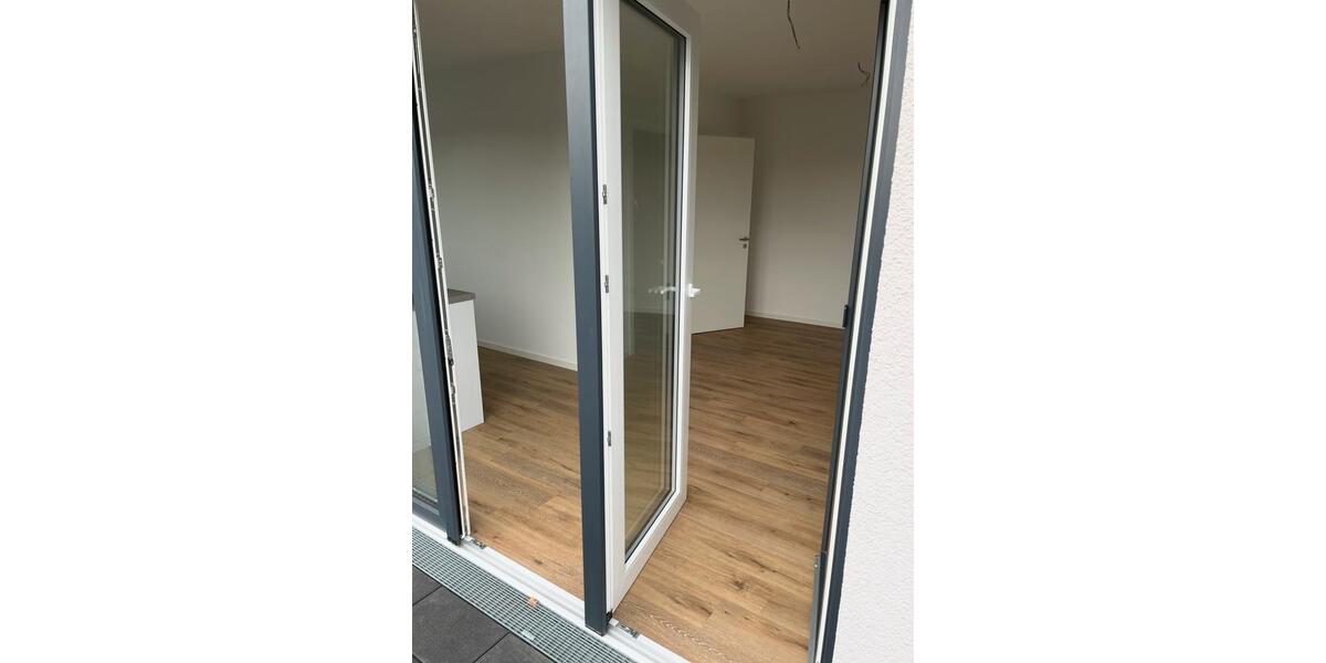 Dachgeschoßwohnung Osnabrück - 3 Zimmer, 97 m&sup2;, 1.210&euro; | Angebot:25237612