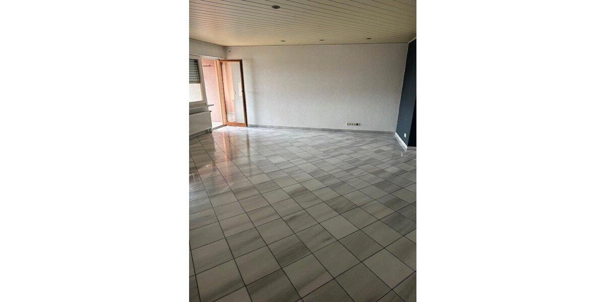 Etagenwohnung Neumarkt in der Oberpfalz Altenhof - 3 Zimmer, 73 m&sup2;, 710&euro; | Angebot:26577629