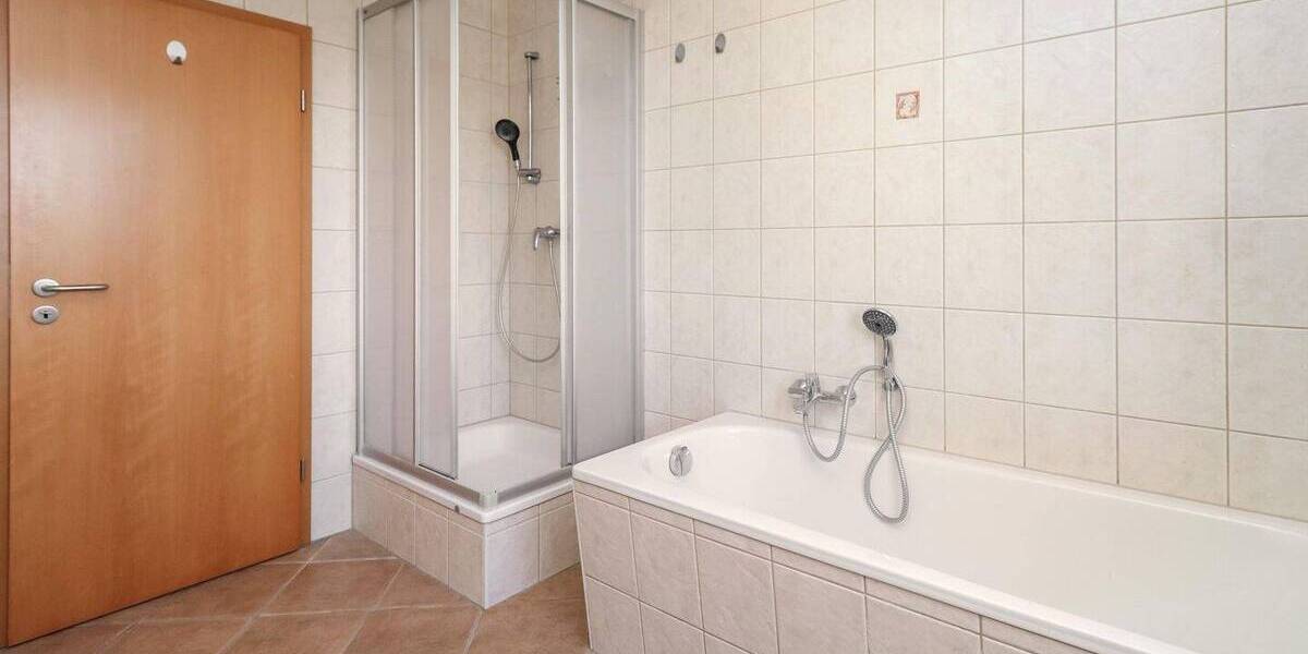 Etagenwohnung Stendal Altstadt - 3 Zimmer, 86 m&sup2;, 597&euro; | Angebot:25743997