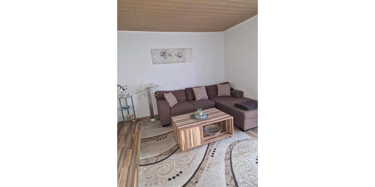 Etagenwohnung Merzig - 4 Zimmer, 120 m&sup2;, 800&euro; | Angebot:25793942