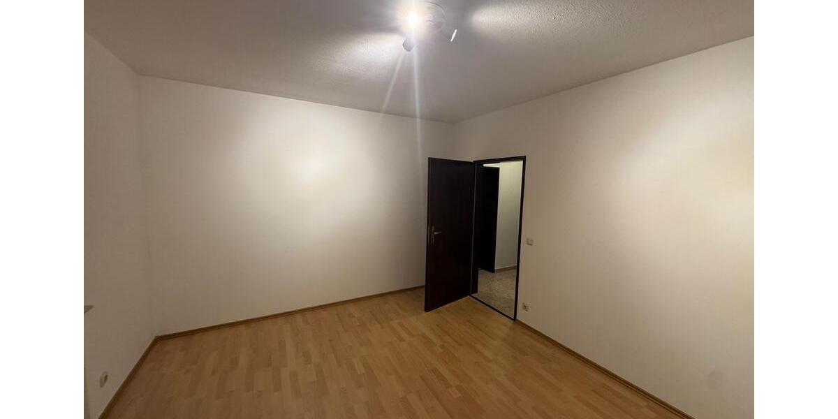 Etagenwohnung Höhr-Grenzhausen Grenzhausen - 3 Zimmer, 93 m&sup2;, 900&euro; | Angebot:26313784